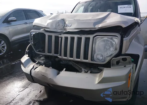 2010 Jeep Liberty Sport z USA, uszkodzony, nr VIN 1J4PN2GK1AW179256